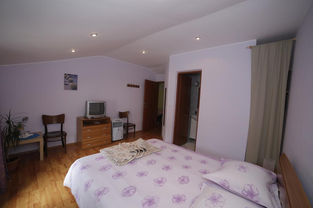 Pension Casa Anadam Băile Herculane الغرفة الصورة